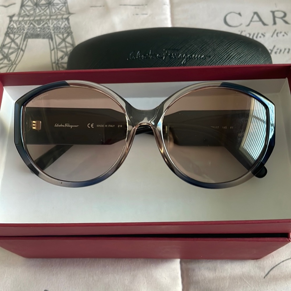 Salvatore Ferragamo sunglasses - sold